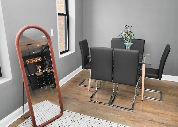 Stylish 2br Near United Center & Mrt * Chicago